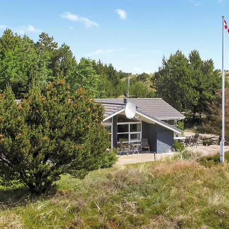 Nice Home In Blavand With Sauna Ferienhaus *